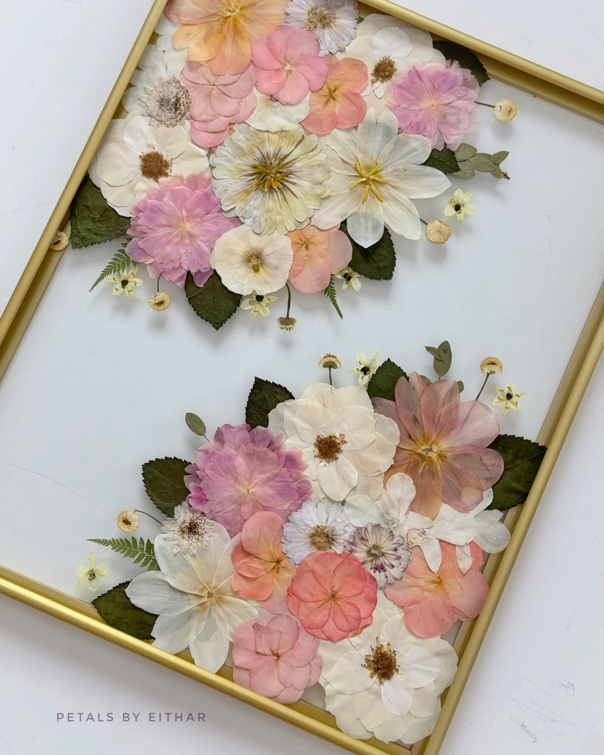 Signature frame · 40 × 50 cm